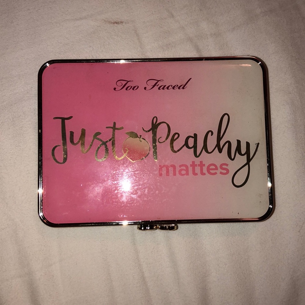 too faced just peachy mattes pallet